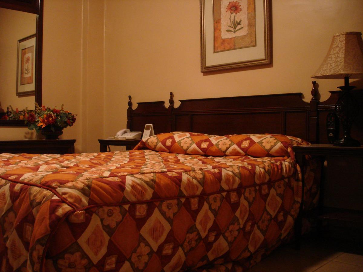 Hotel El Dorado Сабинас Экстерьер фото